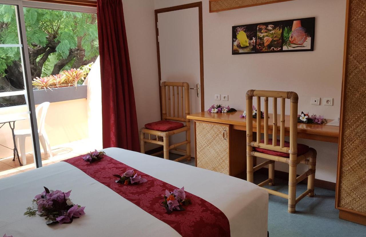 Hotel Hibiscus Papetoai Eksteriør billede