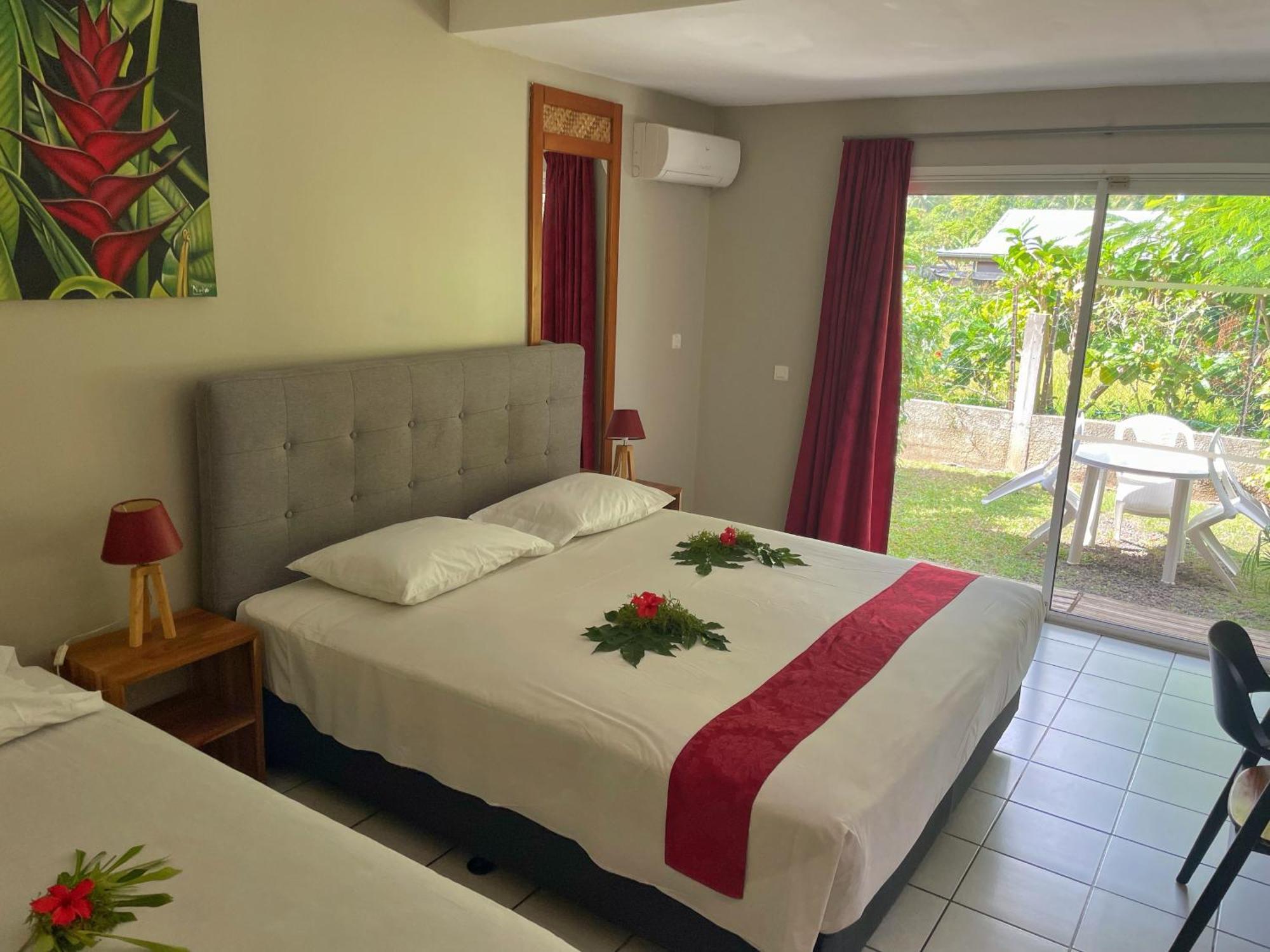 Hotel Hibiscus Papetoai Eksteriør billede